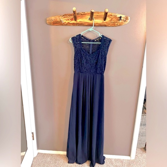 Navy Lace-Top Maxi Dress - Small - Bridesmaid Dress - Prom - Formal - Cap Sleeve - Picture 4 of 10